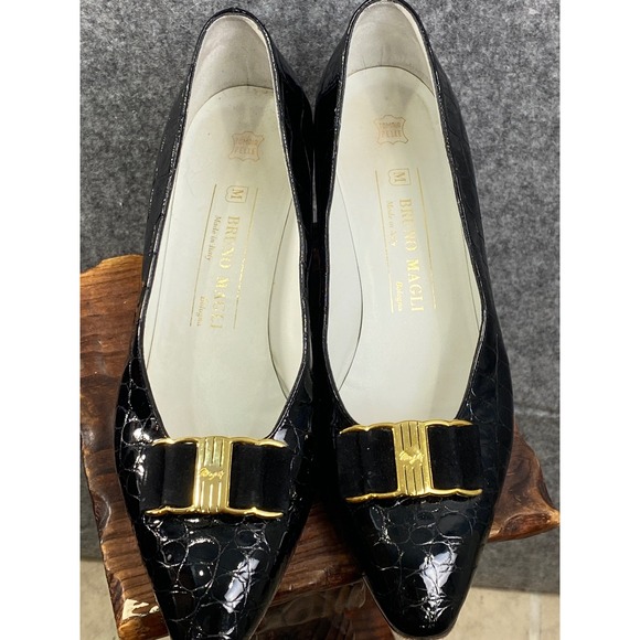 Bruno Magli Black Patent Croc Flats Gold Bow‎ Italy Vintage Designer 7M - Picture 1 of 8